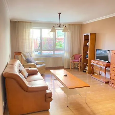 Espacioso Y Acogedor, Muy Confortable - Al Lado De La Plaza Mayor